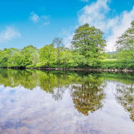 3 Bedroom Luxury Home, Hot Tub, Stunning Views Of Killin, Sitting On The River Dochart Luaran gambar
