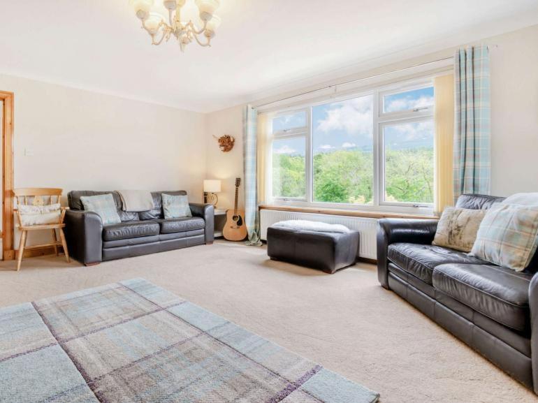 3 Bedroom Luxury Home, Hot Tub, Stunning Views Of Killin, Sitting On The River Dochart Luaran gambar
